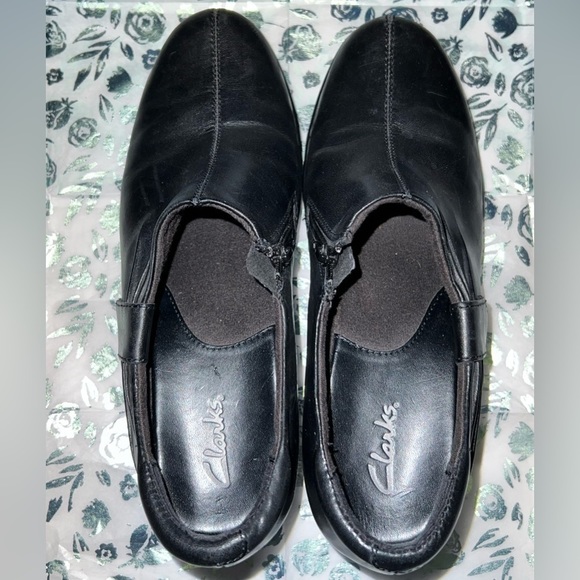 Clarks Leather Shoes - Picture 6 of 12